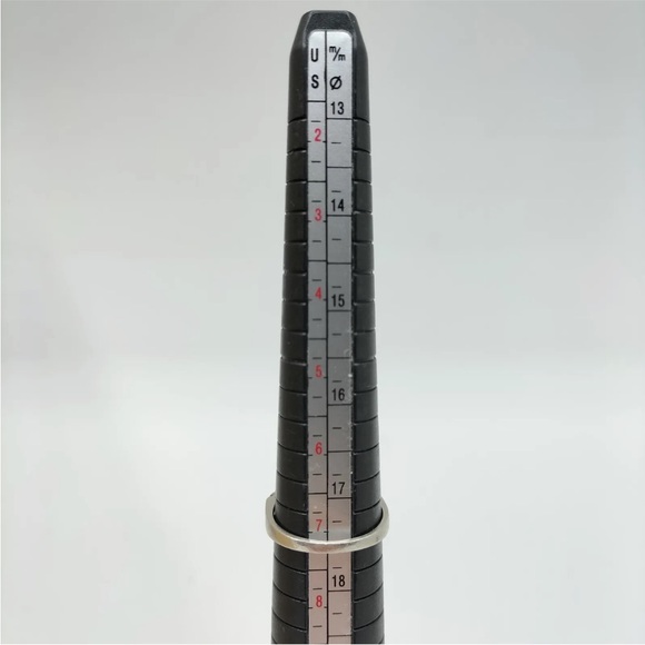 Platinum 1 carat diamond ring size 7.25 - Picture 11 of 15